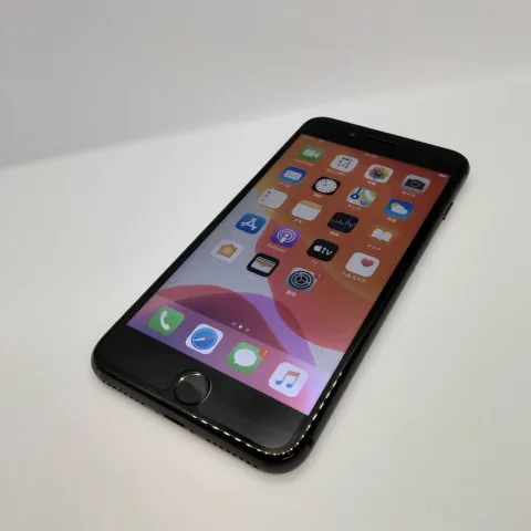iPhone8 Plus バックカメラ× 　の画像（1）