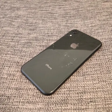 【ジャンク品】iPhone XR 128GB （FaceID、SIM不具合あり） Apple - iPhone XR 128GB ソフトバンク版 simロック解除済み