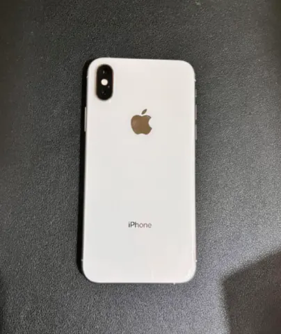 iPhone Xs Silver 256 GB  SIMフリー 付属品なしの画像（0）