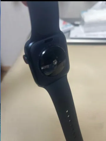 Apple Watch SE 44mmの画像（2）