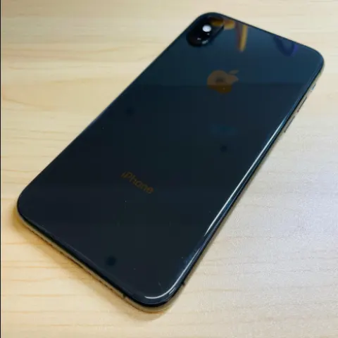 iPhone XS 64GB スペースグレイ SIMフリー バッテリー100％の画像（2）