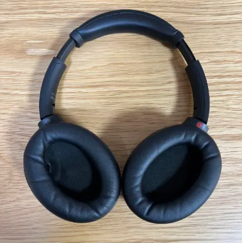 【美品】Sonyワイヤレスヘッドホン WH-1000XM4 ブラックの画像（2）