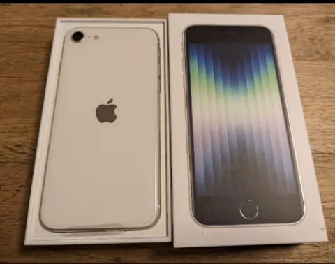 iPhone SE (第3世代) スターライト 64 GB Softbankの画像（0）