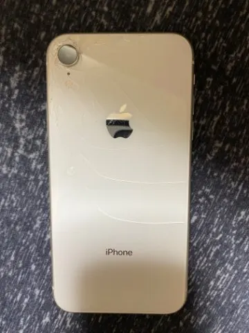iPhone XR 64GBの画像（1）