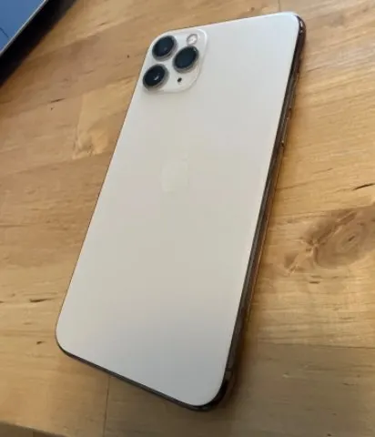 iPhone 11 pro 256 シムロック解除済み SIMフリーの画像（0）