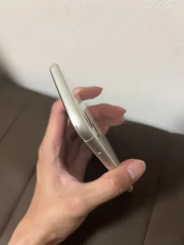 iPhone11 docomo 64gb 赤ロムの画像（3）