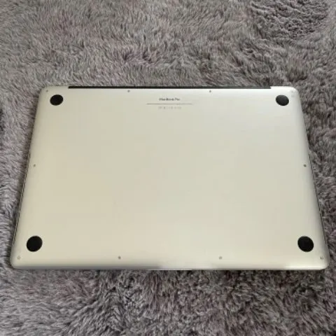 MacBook Pro (Retina, 15-inch, Late 2013)の画像（2）