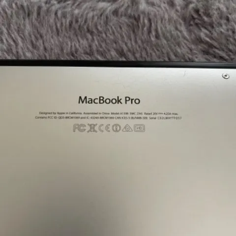MacBook Pro (Retina, 15-inch, Late 2013)の画像（3）