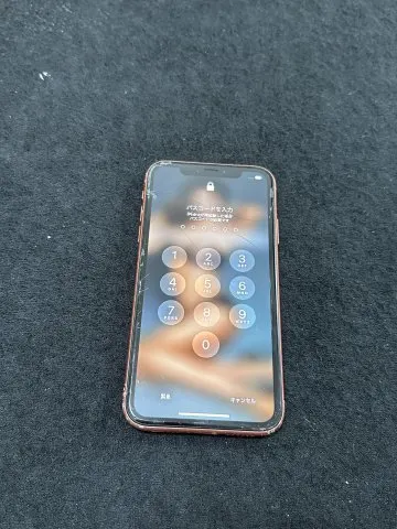 iPhone XR 64GB コーラル　simフリー  判定○ ジャンクの画像（1）