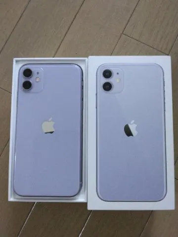 iPhone11 128GB パープル　赤ロムの画像（1）
