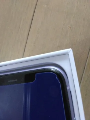 iPhone11 128GB パープル　赤ロムの画像（2）
