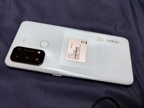 美品　OPPO Reno5 A Y!mobile版  アイスブルーRAM6GB 128GBストレージ　Androidの画像（1）