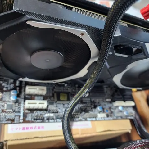 RX570 8GB AMD グラフィックボードの画像（3）