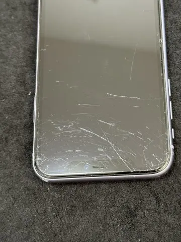 iPhone 11 128GB  パープル   ジャンクの画像（2）
