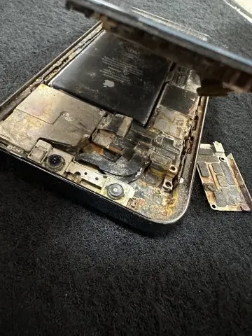 iPhone 12 Pro 256GB パシフィックブルー　国内版simフリー ジャンクの画像（3）