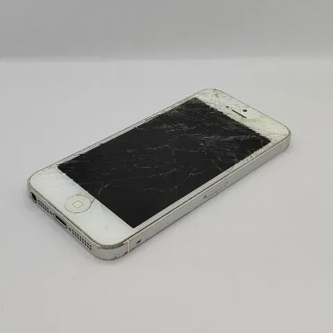 iPhone5 部品取り用　の画像（0）