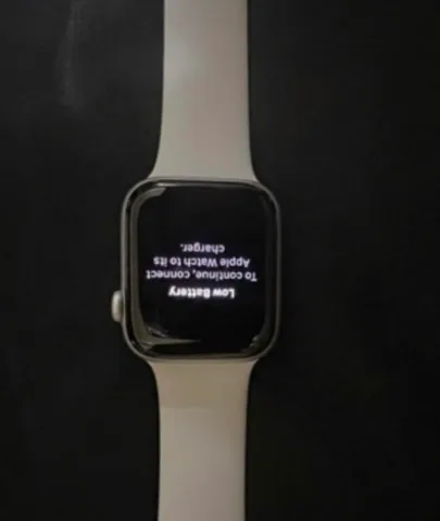 Apple Watch アップルウォッチ SE2 GPS サイズ44の画像（1）
