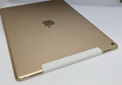 iPad Pro 12.9-inch 128GB au 353306070967876の画像（2）