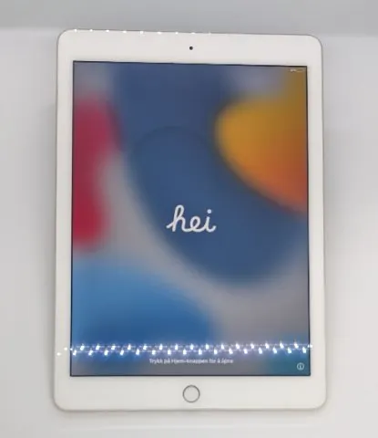 iPad Air 2 WiFi 64GB  DMPQL7VMG5W0の画像（0）