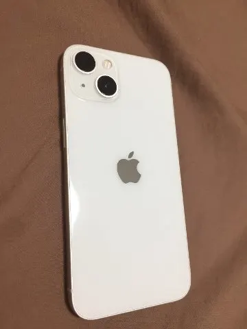 赤ロム　iPhone 13  128GBの画像（0）