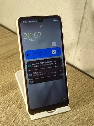新品同様品　AQUOS wish2 SH-51C SIMフリー　スマホの画像（3）