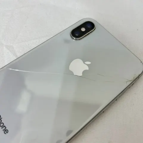 iPhone Xs 512GB 赤ロム アクティベーションロック-OFF 背面ヒビ バッテリー75%サービスの画像（2）