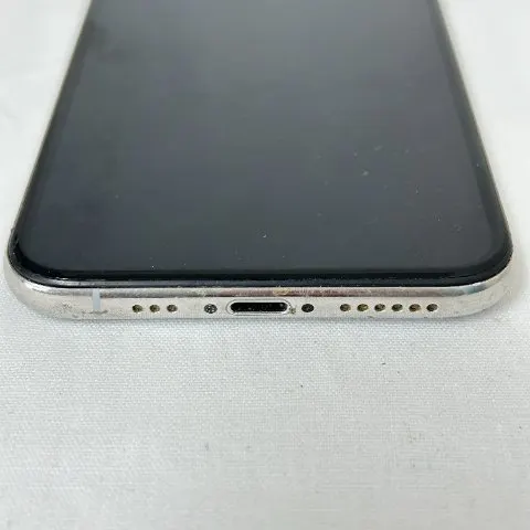 iPhone Xs 512GB 赤ロム アクティベーションロック-OFF 背面ヒビ バッテリー75%サービスの画像（4）
