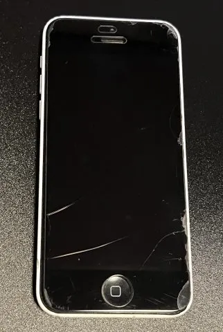 iPhone5c ジャンクの画像（3）