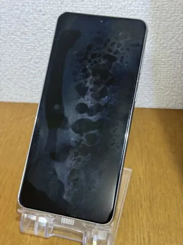 Galaxy S21+ au版 256GB 背面割れの画像（1）
