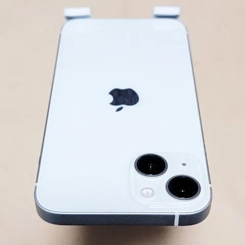 藤原様専用iPhone13 Softbank 256GB スターライト 赤ロム 送料無料の画像（0）