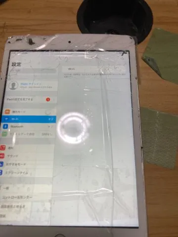 iPad mini3 16GB セルラー　画面不良　ガラス割れ　wi-FI不良　本体のみの画像（1）