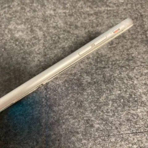 iPhone6 16GB auの画像（1）