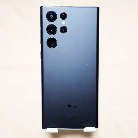 Galaxy S22 Ultra SCG14 au ファントムブラック 送料無料(33171 Galaxy S22 Ultra SCG14 au ファントムブラック 送料無料(33171