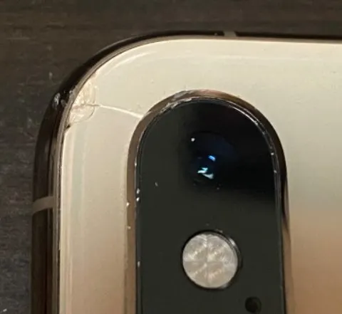 iPhoneXS(ジャンク)の画像（2）