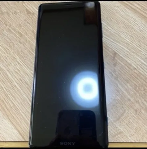 XperiaXZ3 au電波のみ❌SIMフリーの画像（0）