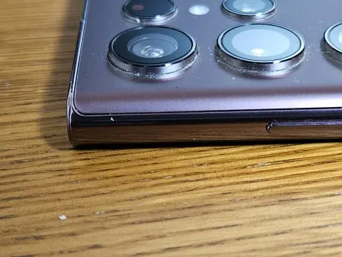 galaxy s22 ultra docomo版 利用制限△（33385）¥78,000（脳を