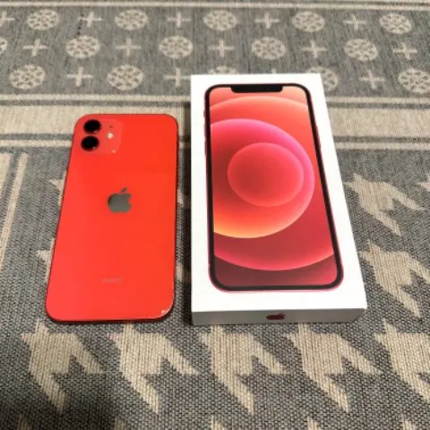 ジャンク　SIMフリー　iPhone 12　64GB　レッド　箱付き　バッテリー：78％　MGHQ3J/A au Appleの画像（0）