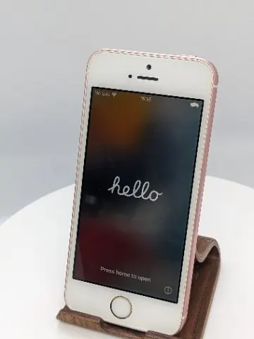 iPhone SE 32GBの画像（0）