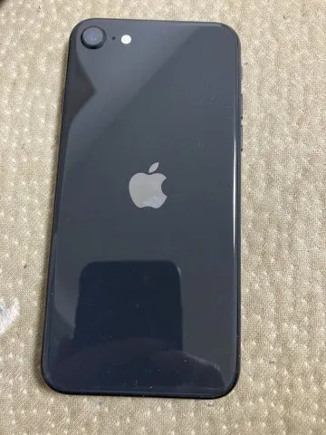 iPhone se 2世代　64gb ブラック　ソフトバンクの画像（2）