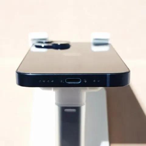 藤原正信様専用 iPhone13 mini Softbank 128GB ミッドナイト 赤ロム 送料無料の画像（3）