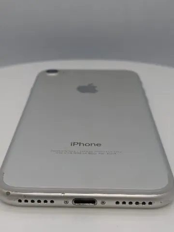 iPhone 7 32GBの画像（1）