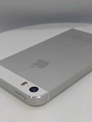 iPhone 5s 32GBの画像（2）