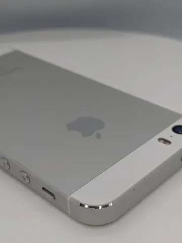 iPhone 5s 32GBの画像（3）