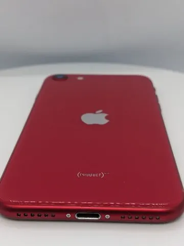 iPhone SE2 64GBの画像（2）
