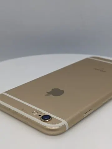 iPhone 6s 64GBの画像（3）