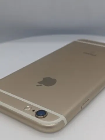 iPhone 6s 64GBの画像（3）