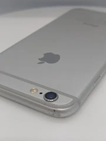 iPhone 6 64GBの画像（3）
