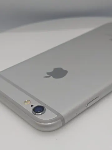 iPhone 6 16GBの画像（4）