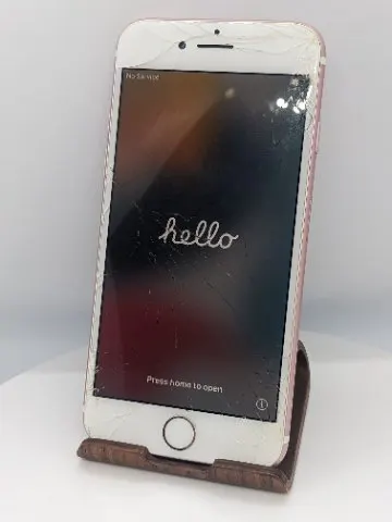 iPhone 7 128GBの画像（0）