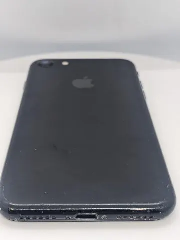 iPhone7 128GBの画像（2）